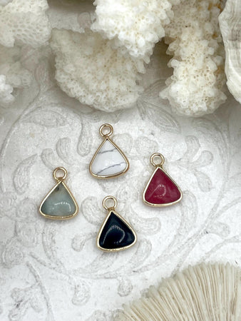 Small Triangle Shaped Natural Stone Pendants Gold Soldered, Natural Stone Pendants, will come in a variety of patterns, 4 colors, Fast Ship